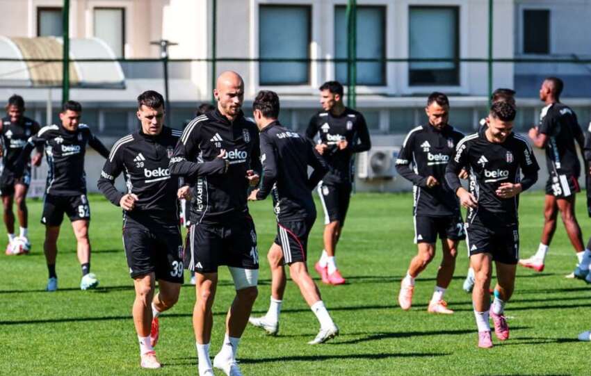 Beşiktaşlı futbolcuların havlu atma lüksü yok